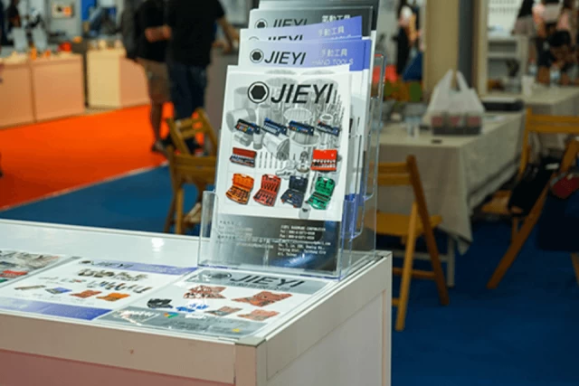 Jie Yi Counter